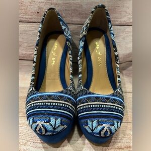 Efe platform shoes size 23 1/2 size 6